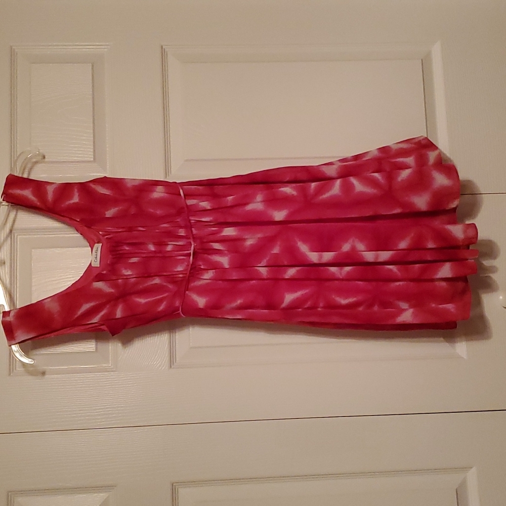 Clavin Klein fuschia white dress size 8